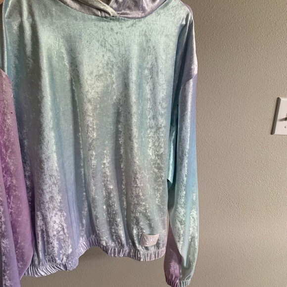 🍭Women's Nike sz L Velour Hoodie Blue Purple - Picture 2 of 5